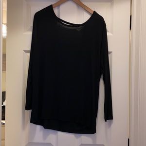 Black tee with opening in the back